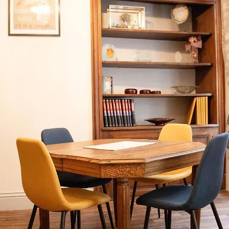 Les Archives Du Breuil Apartman