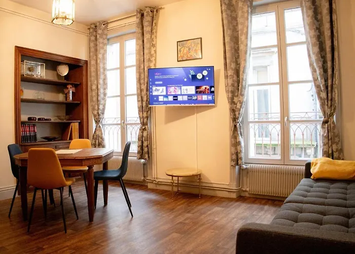 Les Archives Du Breuil Appartement *